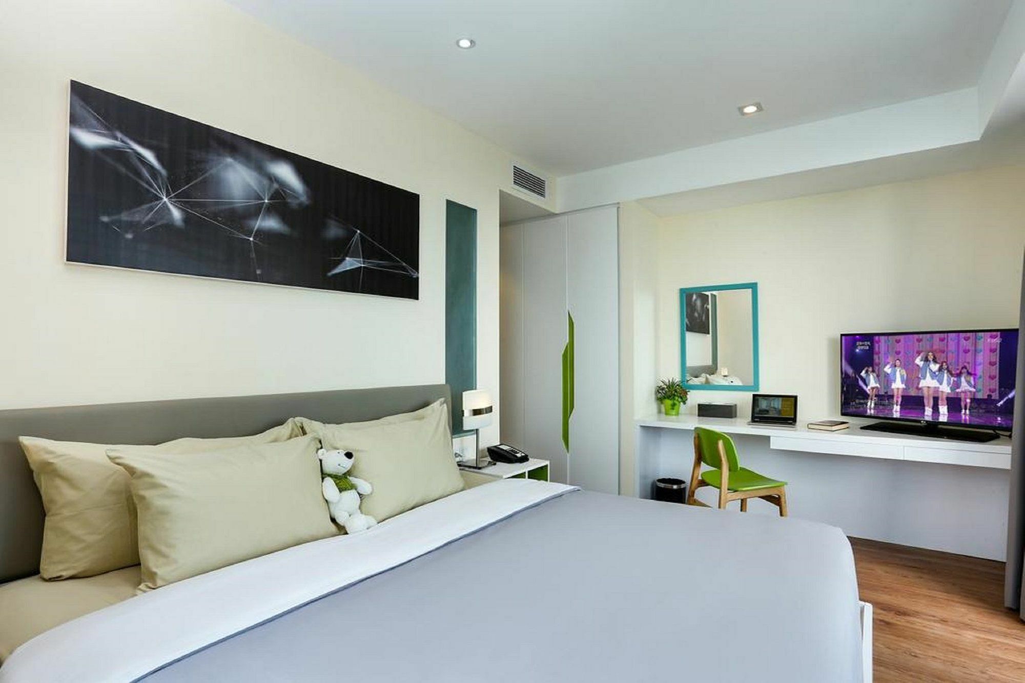 Atlantica Balcony Ocean View Serviced Apartment Nha Trang Buitenkant foto